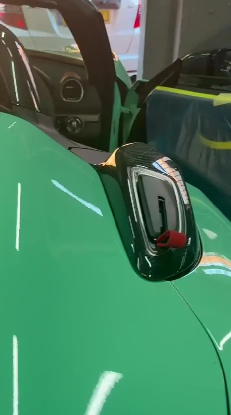 Porsche · detail